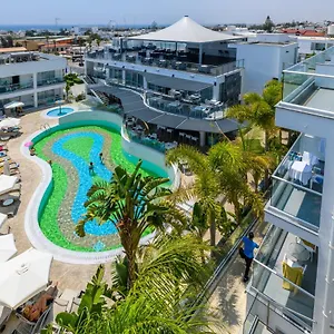 Tasia Maris Oasis Hotel