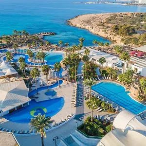 أدامز بيتش أيا نابا